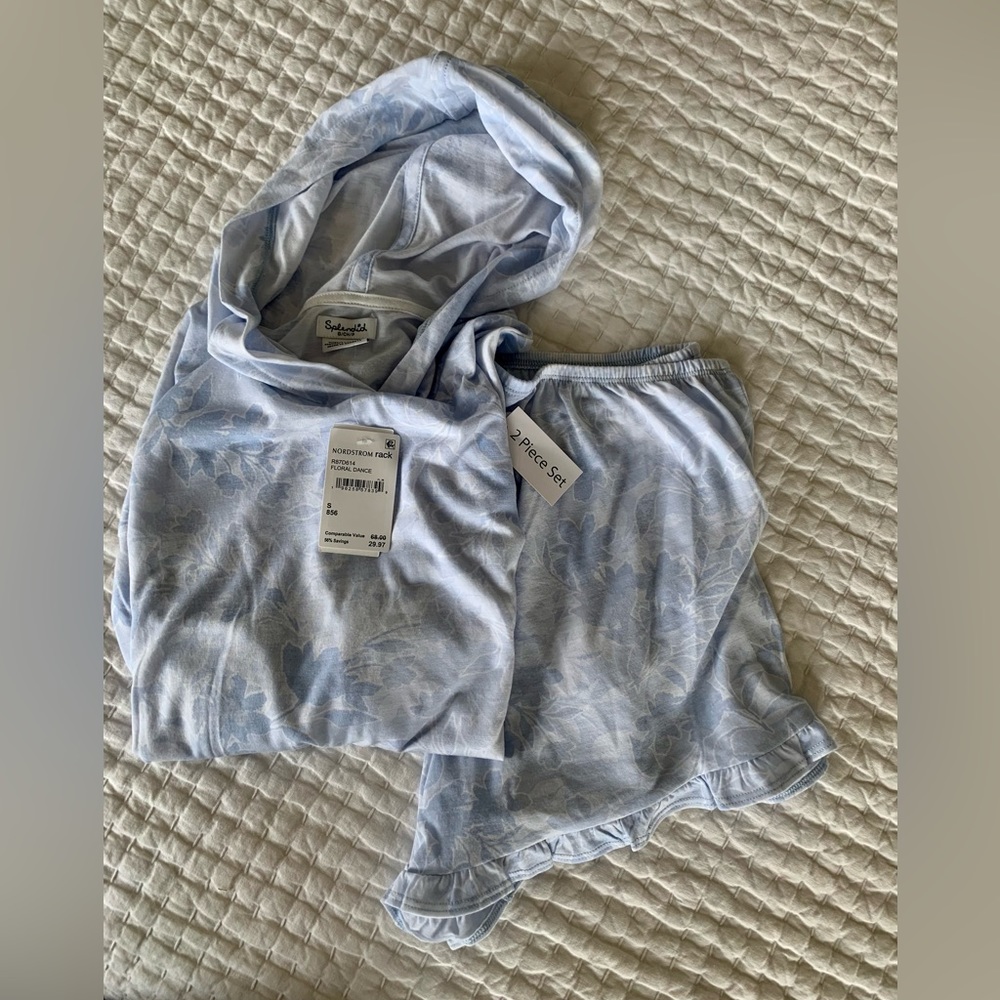 NWT Women’s 2 piece Pajama Set